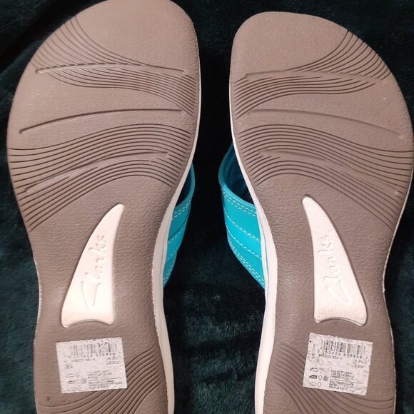 CLARKS BREEZE SEA CLOUDSTEPPERS FLIP FLP WOMEN'S SANDALS 9 M     NEW - Picture 9 of 11